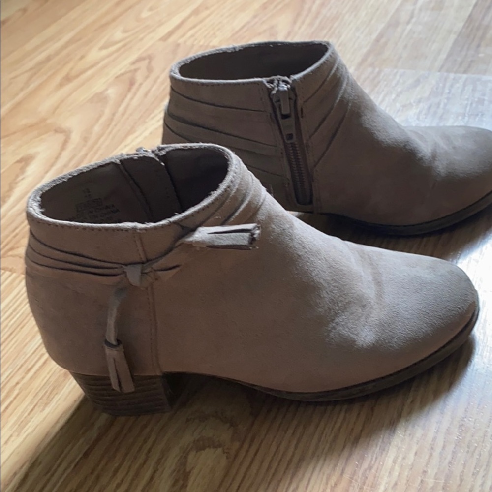 Kids booties